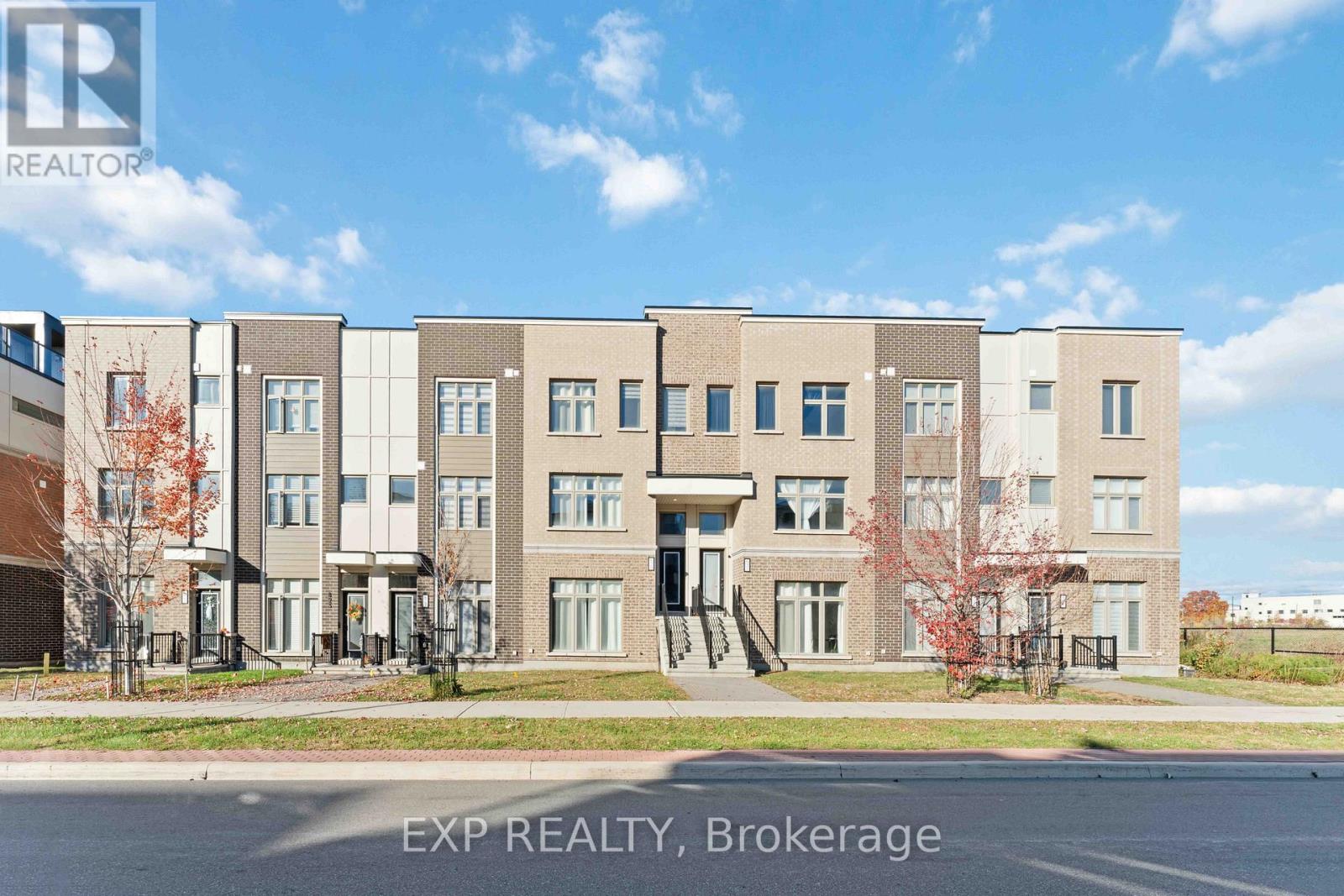 829 MIKINAK ROAD, Ottawa, Ontario