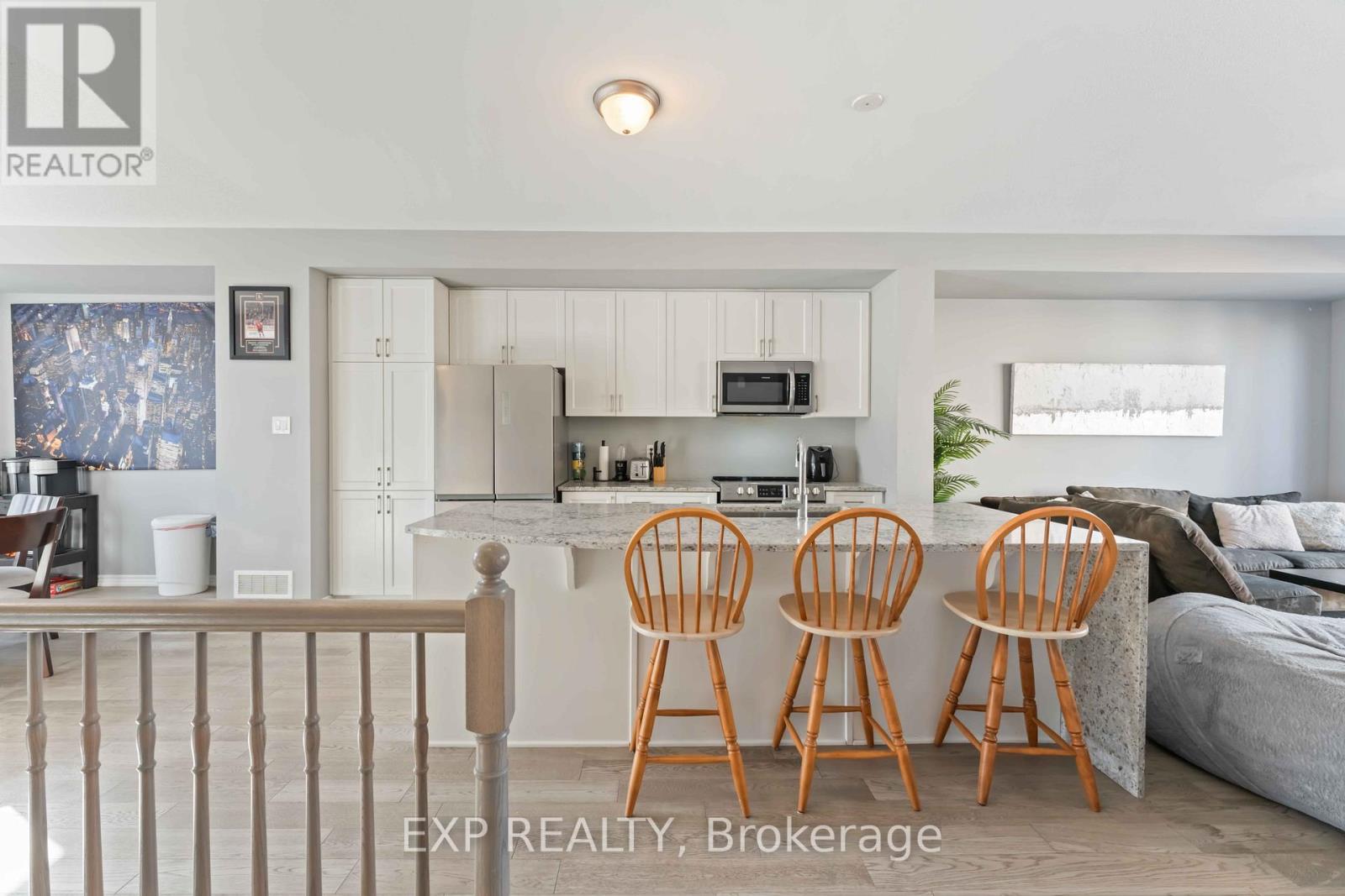 829 Mikinak Road, Ottawa, Ontario  K1K 4Z9 - Photo 23 - X12486215