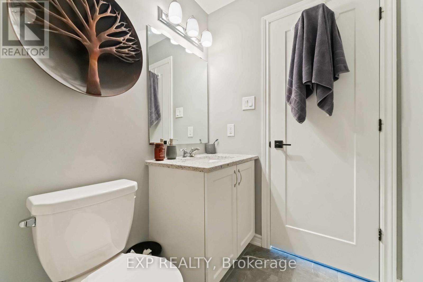 829 Mikinak Road, Ottawa, Ontario  K1K 4Z9 - Photo 27 - X12486215