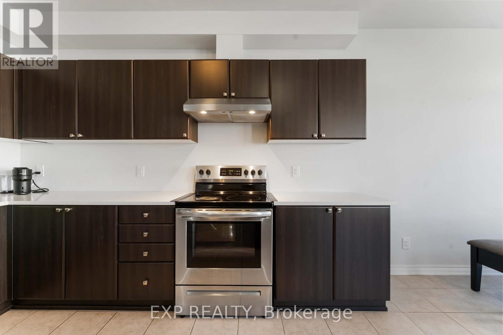 42 Lentago Avenue, Ottawa, Ontario  K2J 7A2 - Photo 10 - X12486217