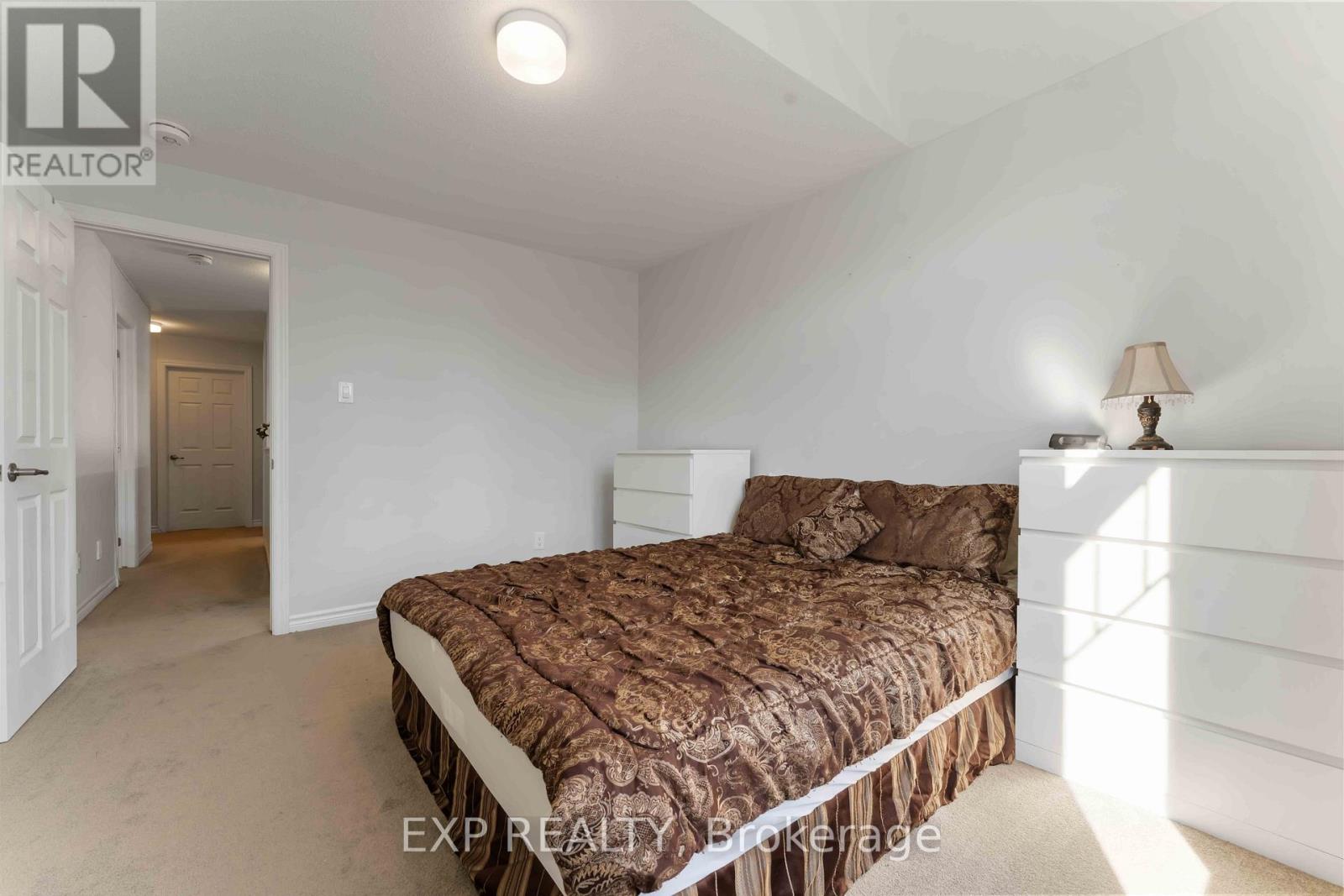 42 Lentago Avenue, Ottawa, Ontario  K2J 7A2 - Photo 16 - X12486217