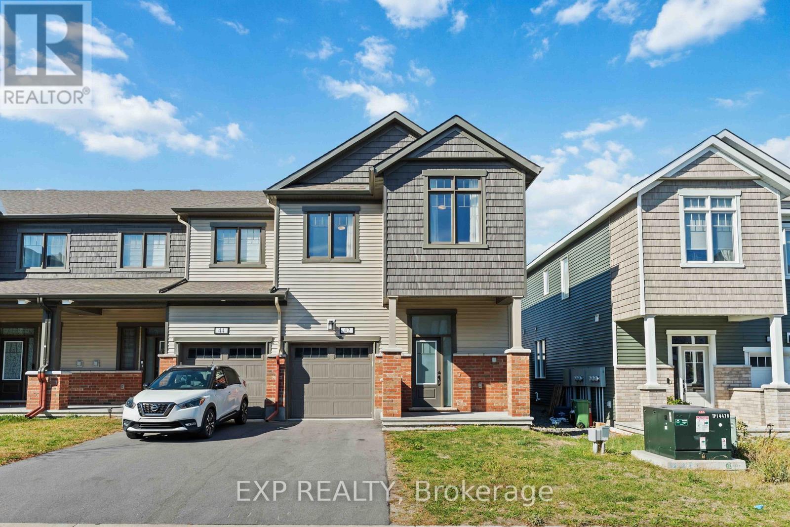 42 Lentago Avenue, Ottawa, Ontario  K2J 7A2 - Photo 2 - X12486217