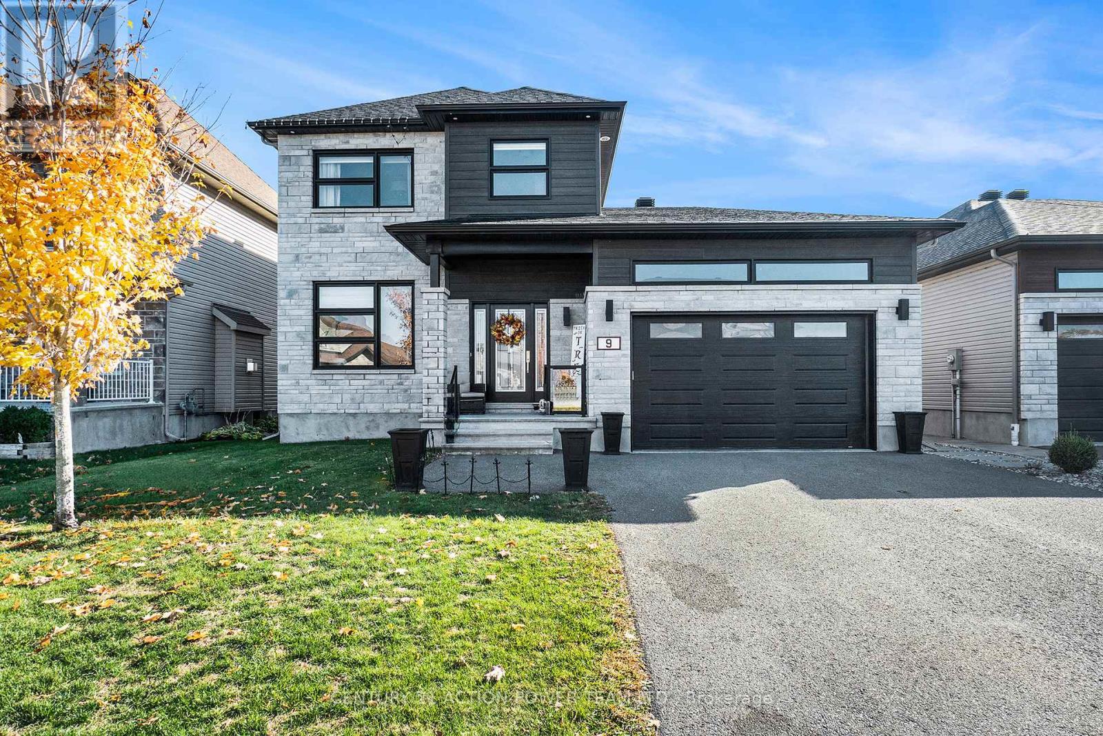 9 RICHER STREET W, North Stormont, Ontario