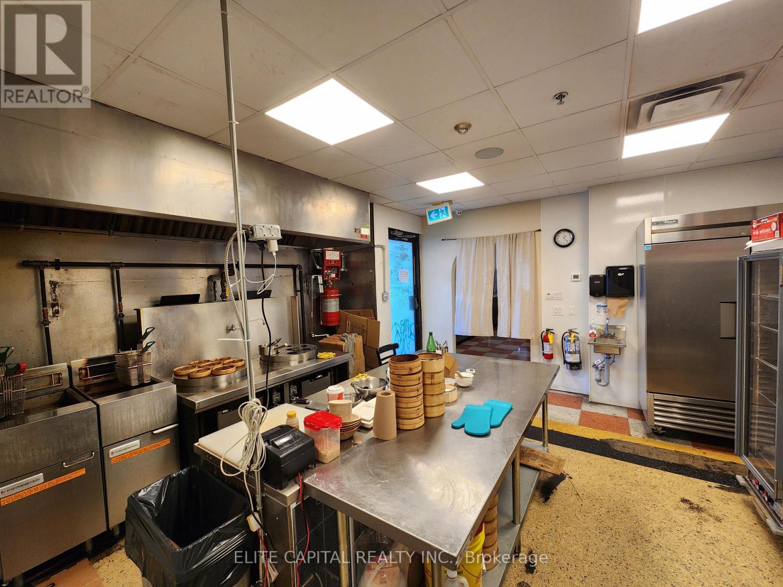 356 College Street, Toronto, Ontario  M5T 1S6 - Photo 12 - C12486139