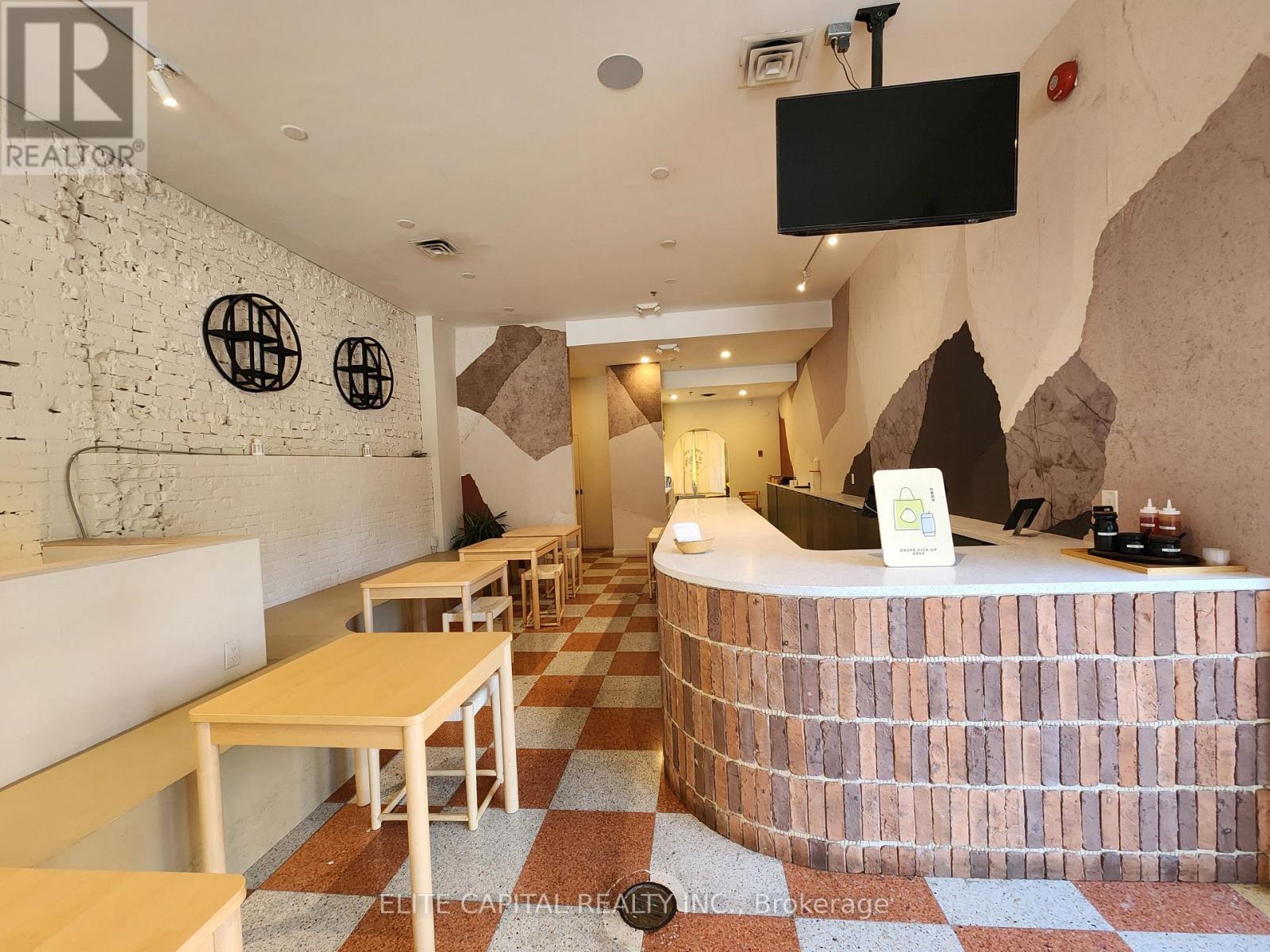 356 College Street, Toronto, Ontario  M5T 1S6 - Photo 4 - C12486139