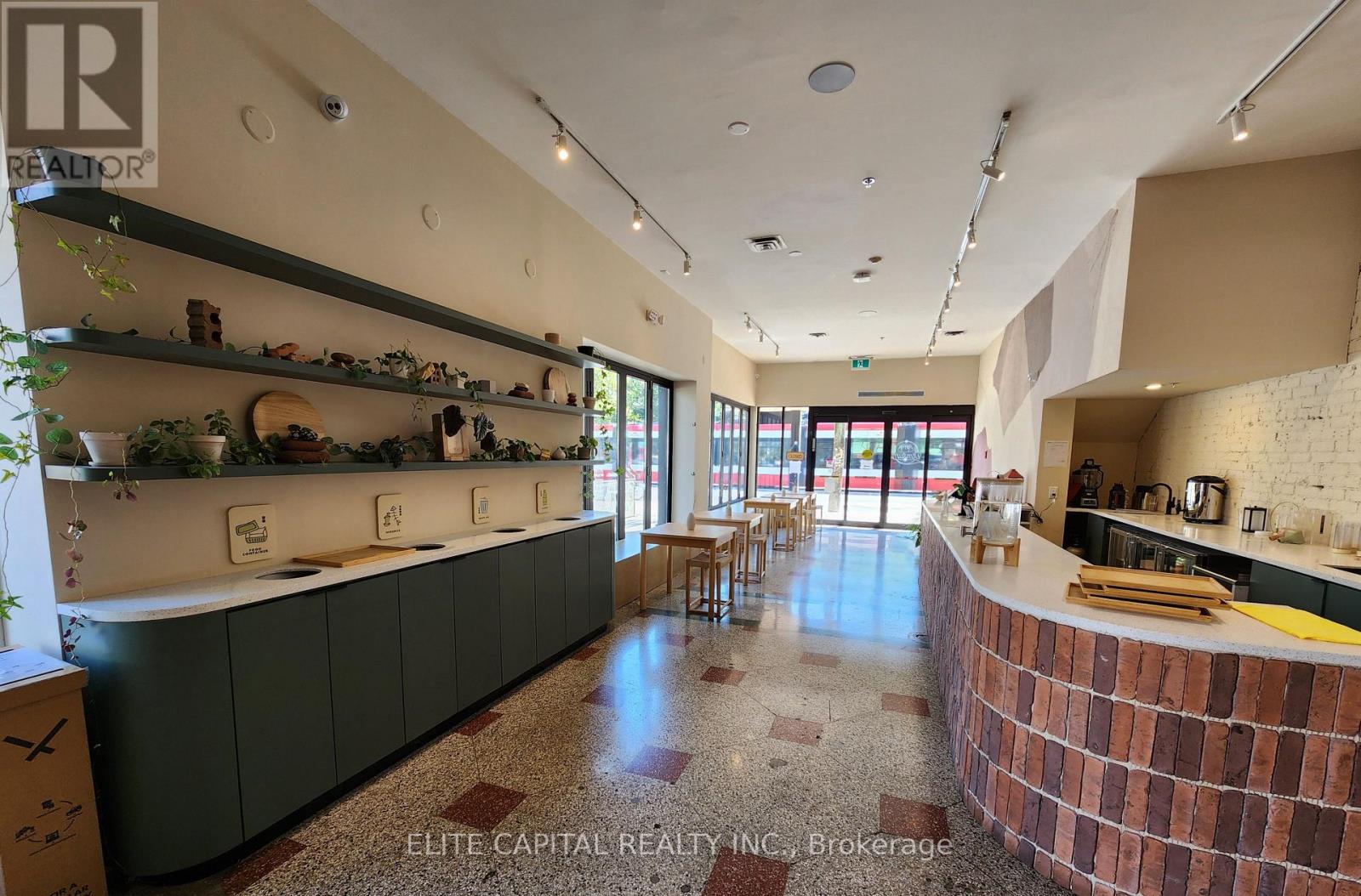 356 College Street, Toronto, Ontario  M5T 1S6 - Photo 5 - C12486139