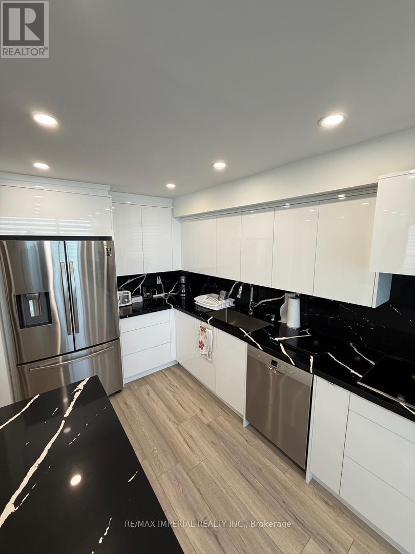 Ph503 - 5785 Yonge Street, Toronto, Ontario  M2M 4J2 - Photo 6 - C12486143