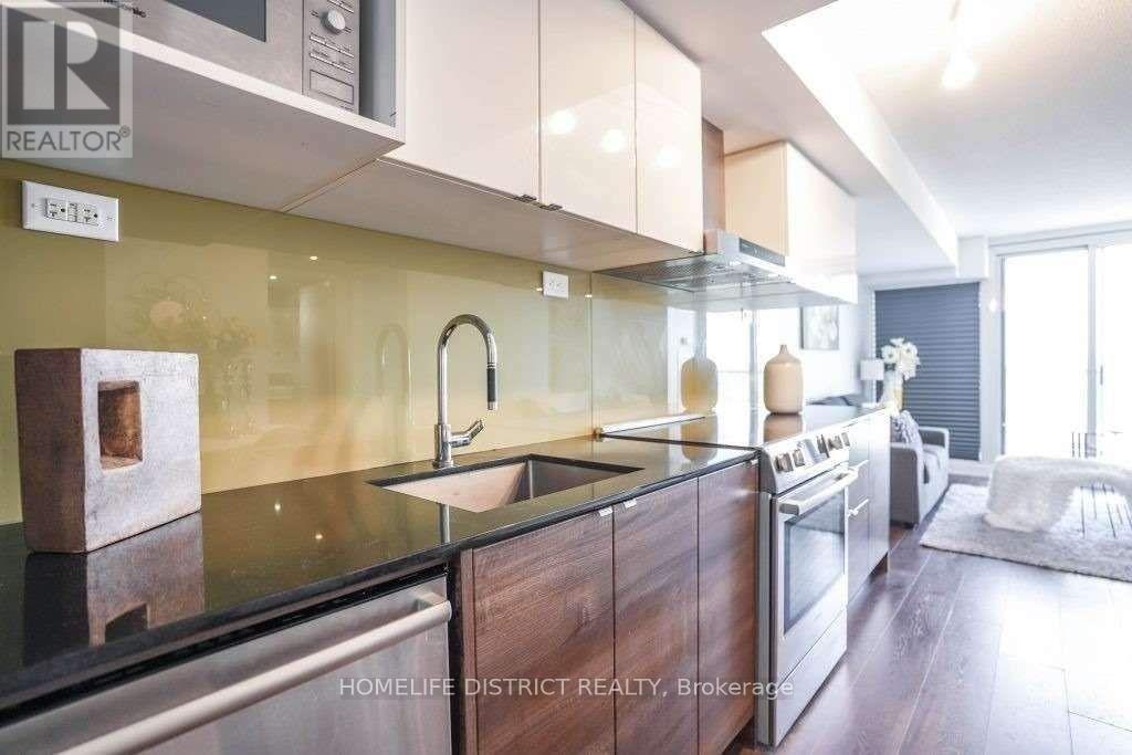 1810 - 72 Esther Shiner Boulevard, Toronto, Ontario  M2K 0C4 - Photo 12 - C12486156