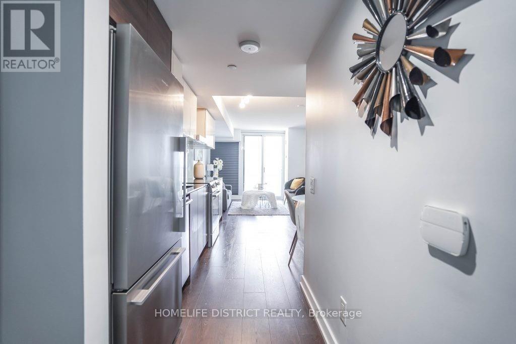 1810 - 72 Esther Shiner Boulevard, Toronto, Ontario  M2K 0C4 - Photo 17 - C12486156