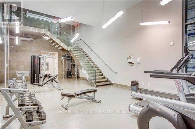 1810 - 72 Esther Shiner Boulevard, Toronto, Ontario  M2K 0C4 - Photo 3 - C12486156