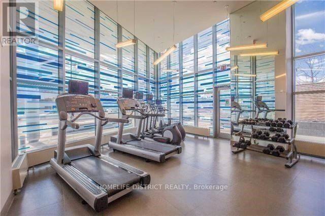 1810 - 72 Esther Shiner Boulevard, Toronto, Ontario  M2K 0C4 - Photo 4 - C12486156