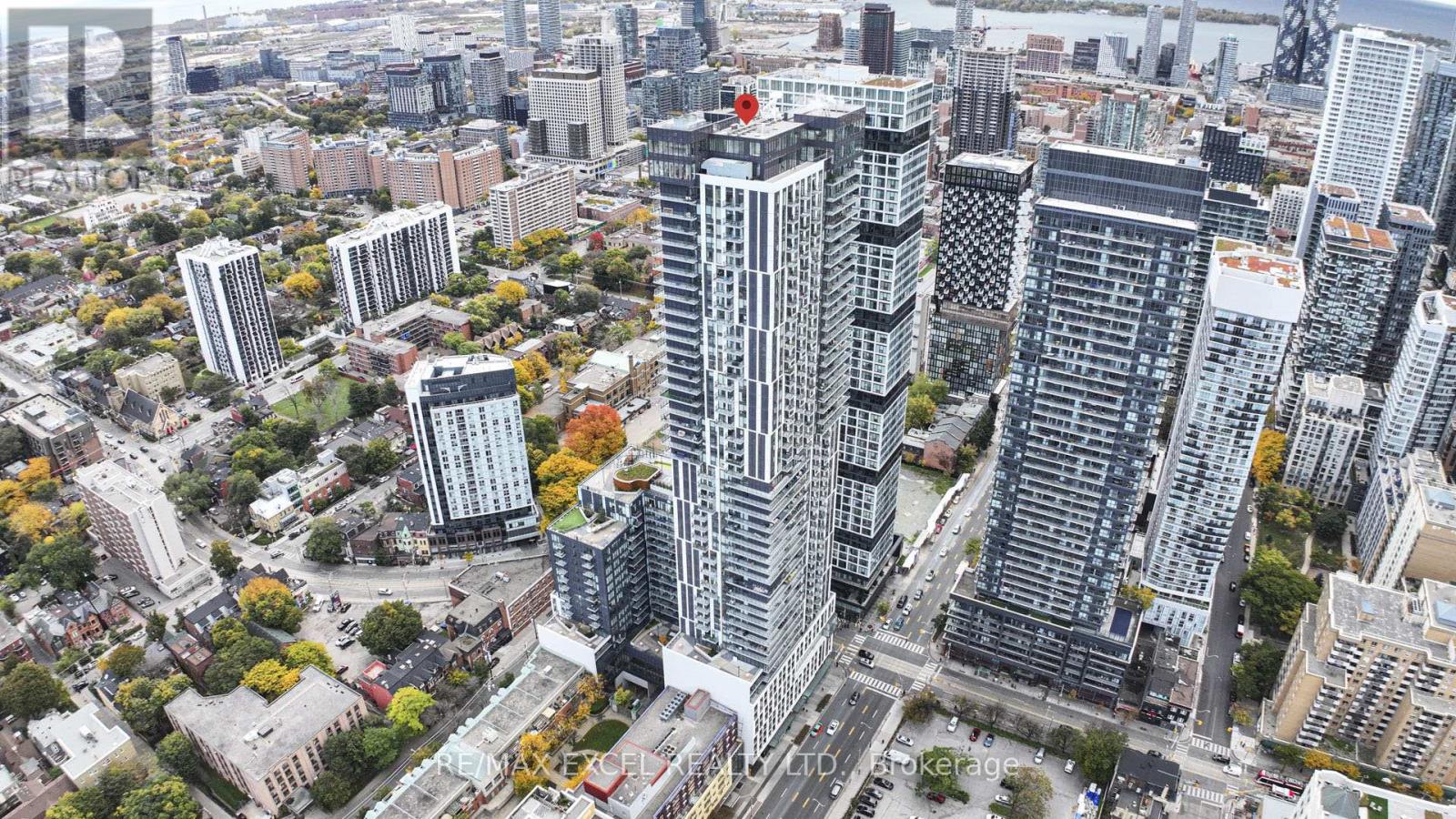 740 - 251 JAVIS ST STREET W, Toronto, Ontario