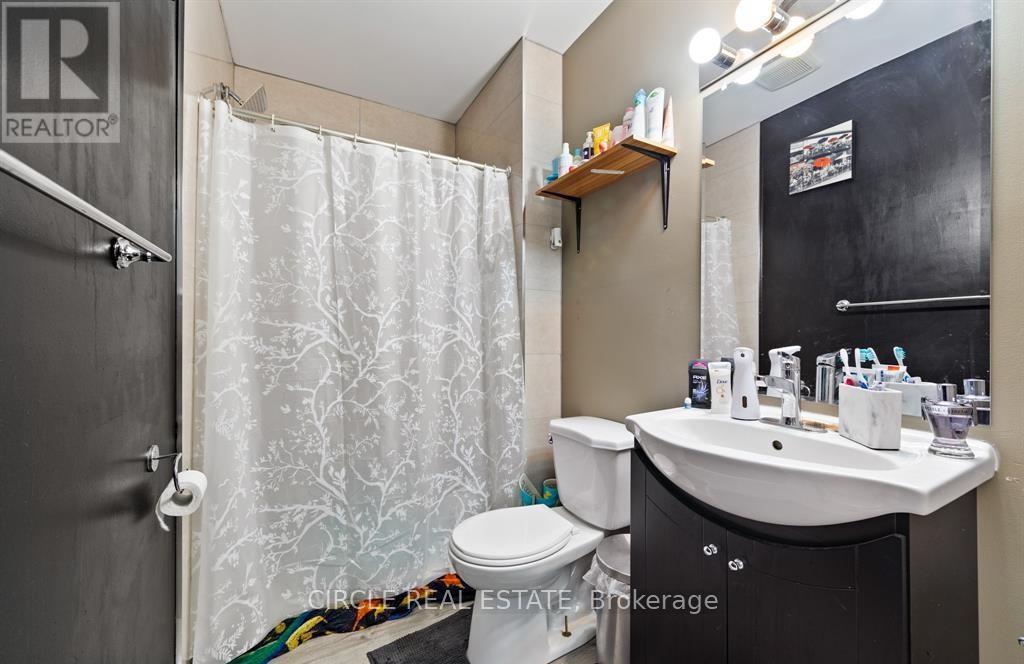 Unknown Address, ,     - Photo 15 - X12484420