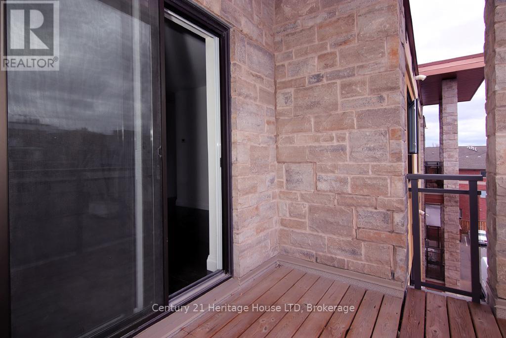 404 - 26 Wellington Street, St. Catharines (Downtown), Ontario  L2R 5P8 - Photo 17 - X12486194