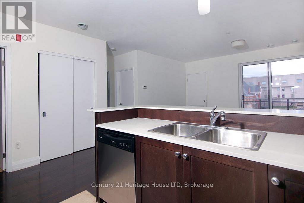 404 - 26 Wellington Street, St. Catharines (Downtown), Ontario  L2R 5P8 - Photo 20 - X12486194