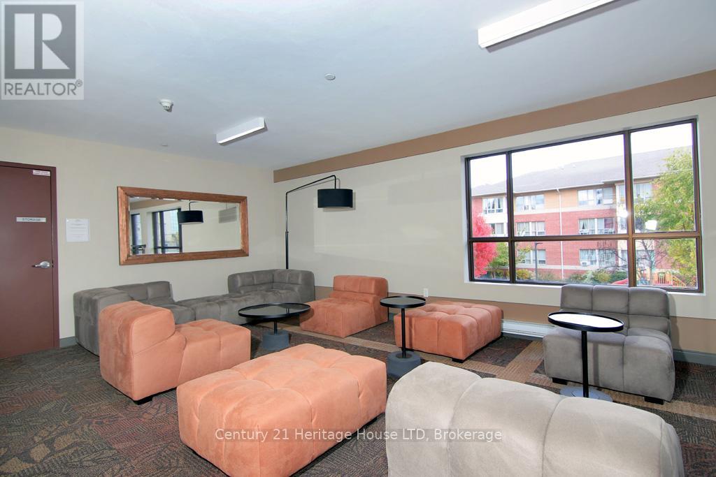 404 - 26 Wellington Street, St. Catharines (Downtown), Ontario  L2R 5P8 - Photo 7 - X12486194