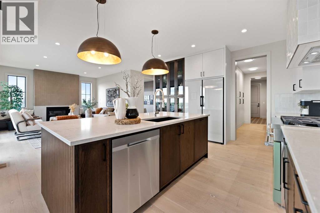 101 South Shore View, Chestermere, Alberta  T1Z 0J1 - Photo 5 - A2267439