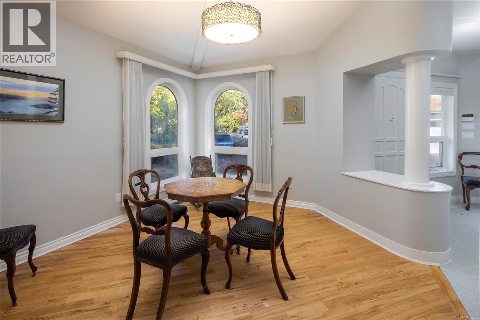 7 919 Pemberton Rd, Victoria, British Columbia  V8S 3R5 - Photo 3 - 1018272