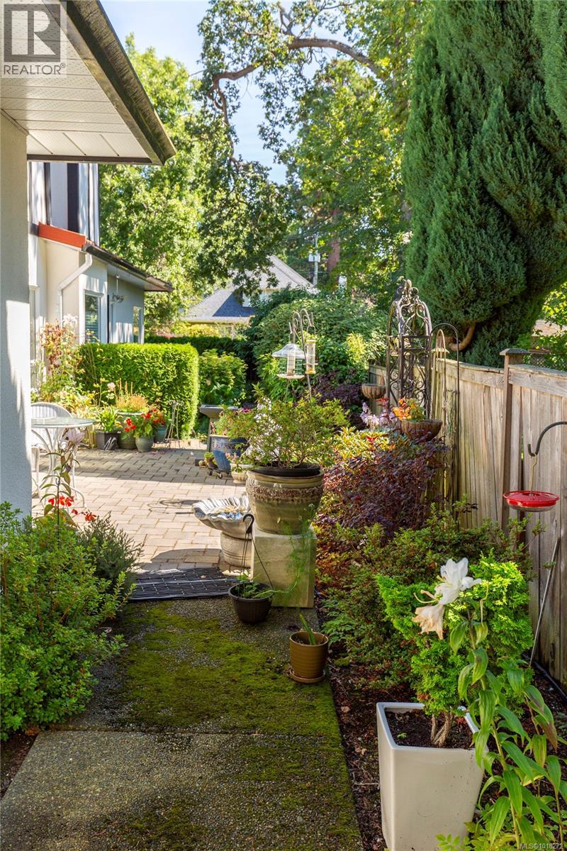 7 919 Pemberton Rd, Victoria, British Columbia  V8S 3R5 - Photo 30 - 1018272