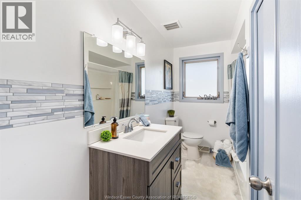 4 Douglas Avenue, Leamington, Ontario  N8H 2G2 - Photo 13 - 25025907