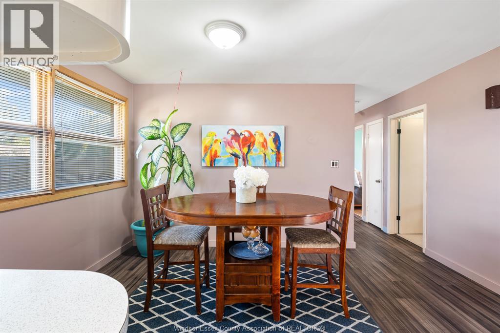 4 Douglas Avenue, Leamington, Ontario  N8H 2G2 - Photo 7 - 25025907