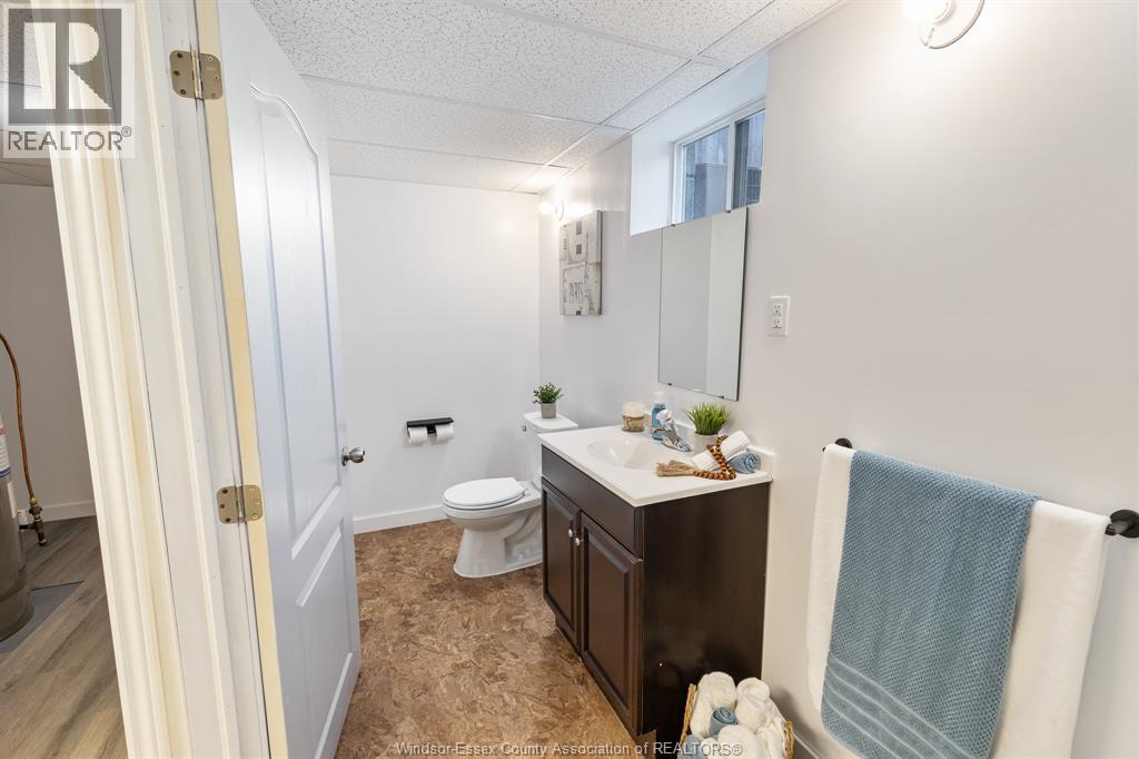 4 Douglas Avenue, Leamington, Ontario  N8H 2G2 - Photo 25 - 25025907