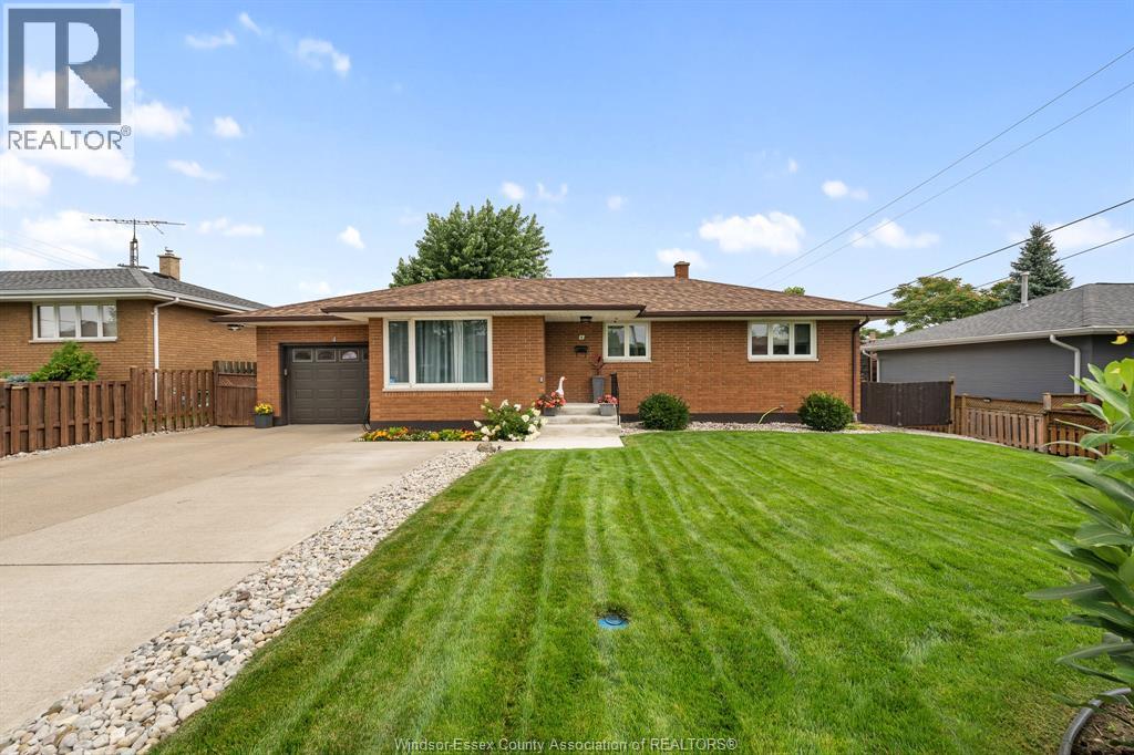 4 Douglas Avenue, Leamington, Ontario  N8H 2G2 - Photo 41 - 25025907