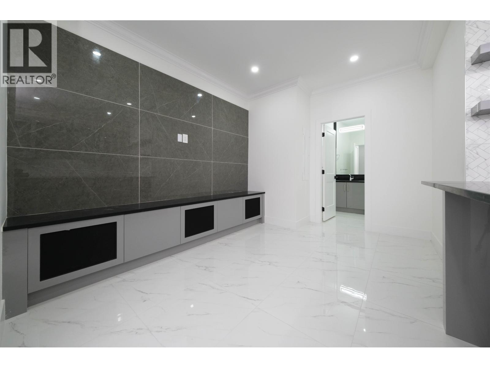 1100 Como Lake Avenue, Coquitlam, British Columbia  V3J 3N8 - Photo 29 - R3061573