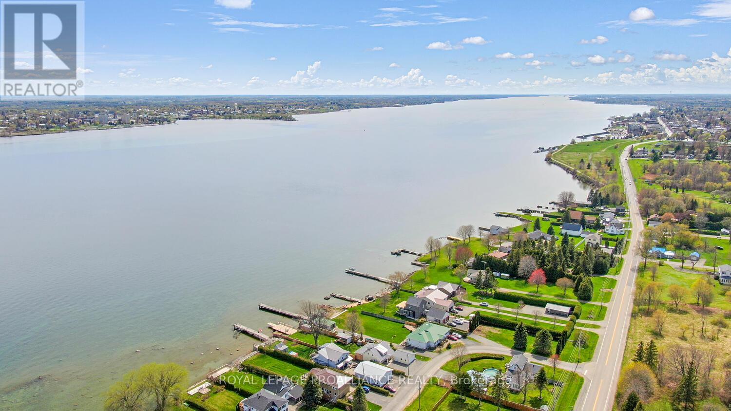 12 Riverview Crescent, Prescott, Ontario  K0E 1T1 - Photo 19 - X12486187