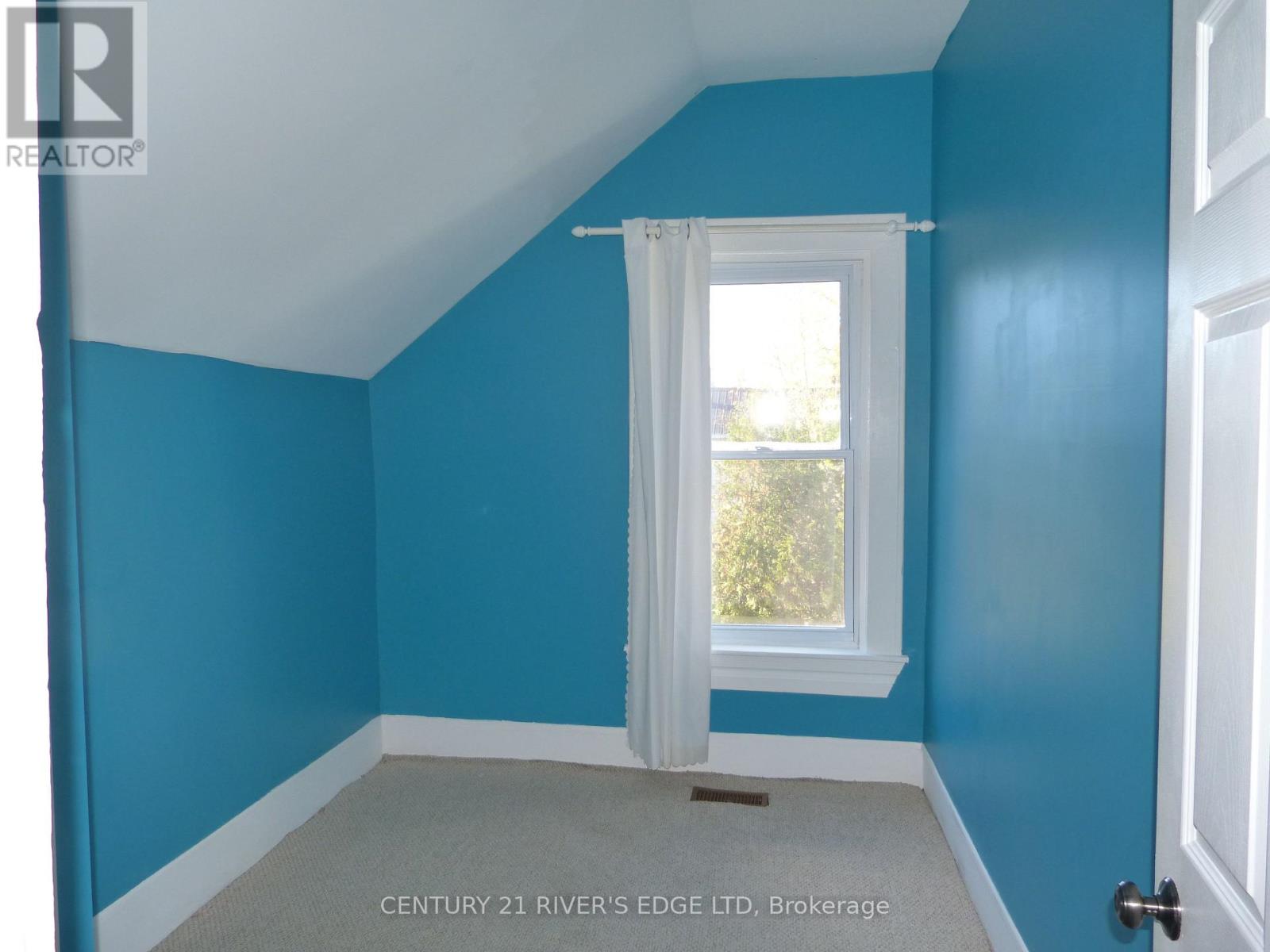 468 Gladstone Street N, North Dundas, Ontario  K0C 2K0 - Photo 25 - X12486296