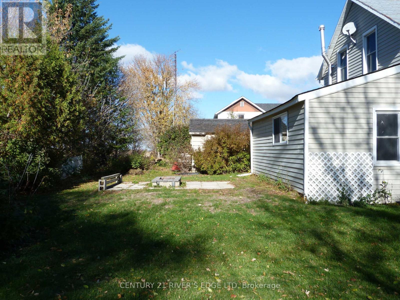 468 Gladstone Street N, North Dundas, Ontario  K0C 2K0 - Photo 6 - X12486296