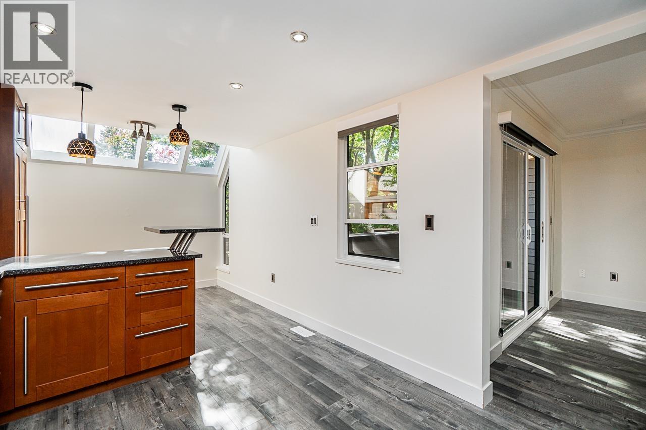 8561 Flowering Place, Burnaby, British Columbia  V5A 4B4 - Photo 12 - R3052632