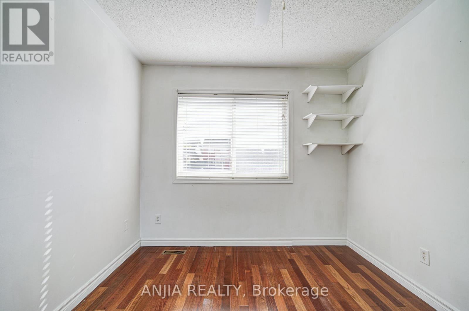 81 White's Hill Avenue, Markham, Ontario  L6B 1C2 - Photo 30 - N12486128