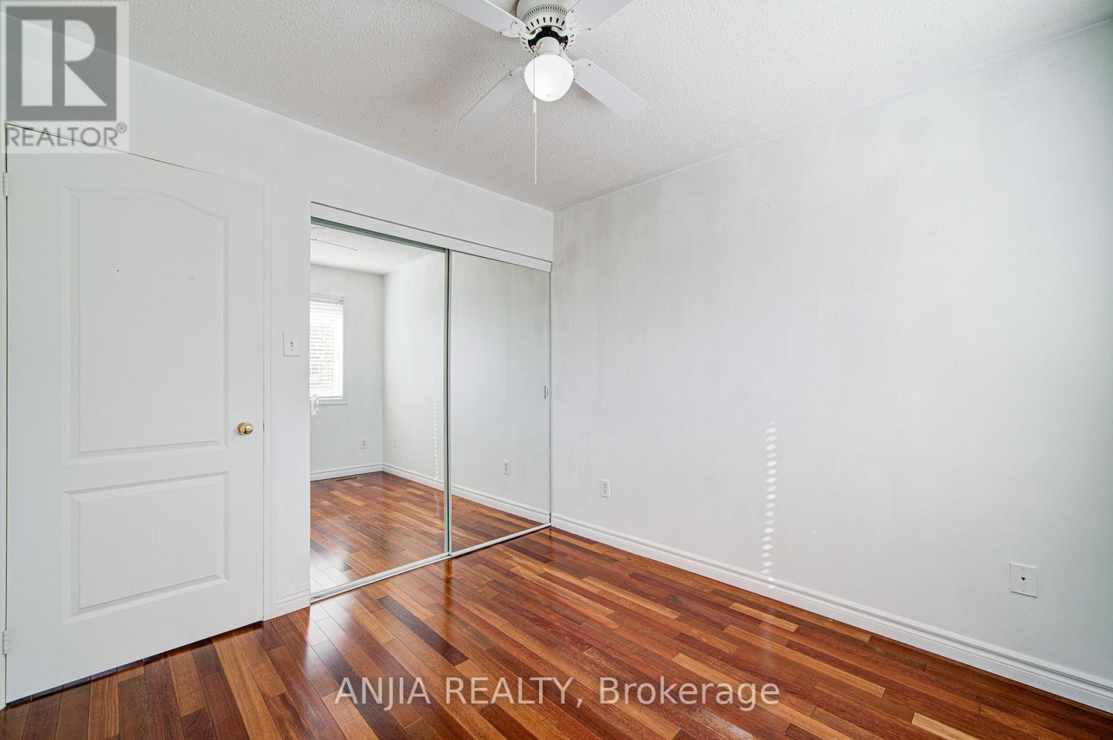 81 White's Hill Avenue, Markham, Ontario  L6B 1C2 - Photo 31 - N12486128