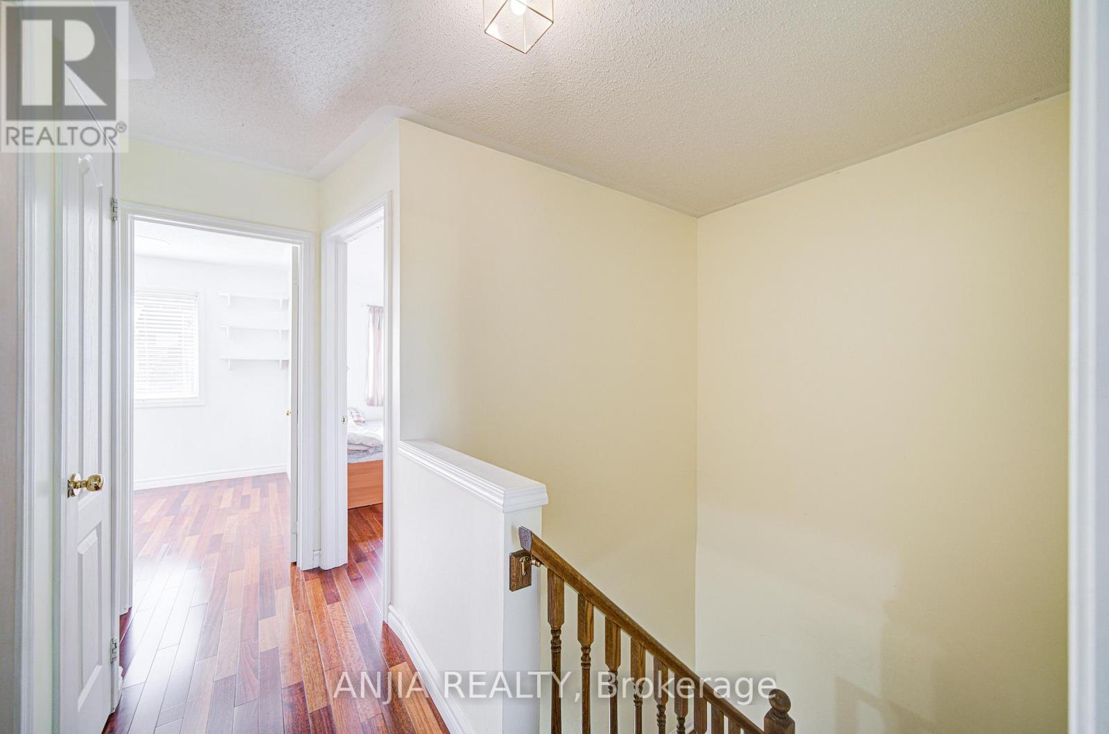 81 White's Hill Avenue, Markham, Ontario  L6B 1C2 - Photo 40 - N12486128