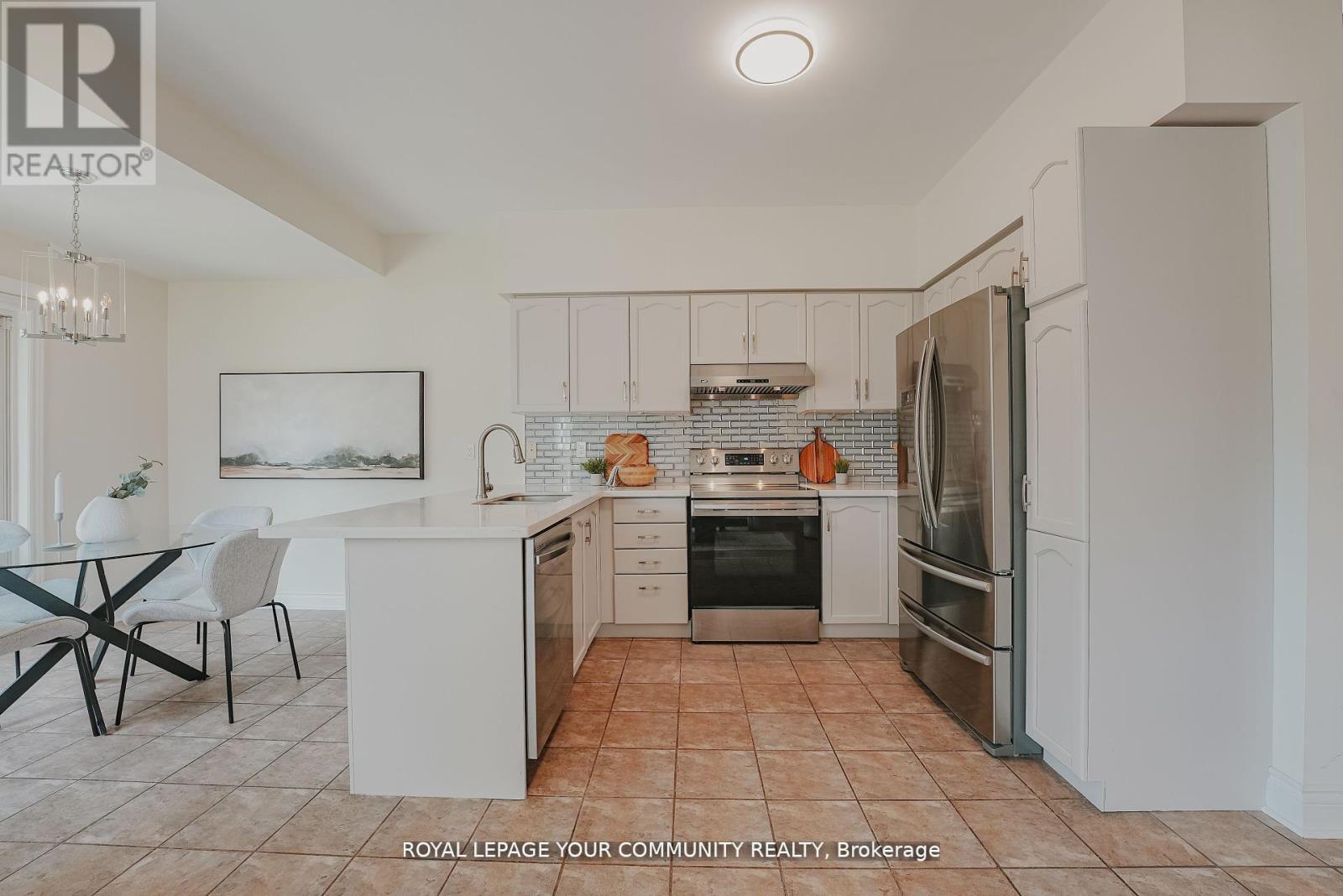 550 Greig Circle, Newmarket, Ontario  L3Y 8S6 - Photo 14 - N12486182