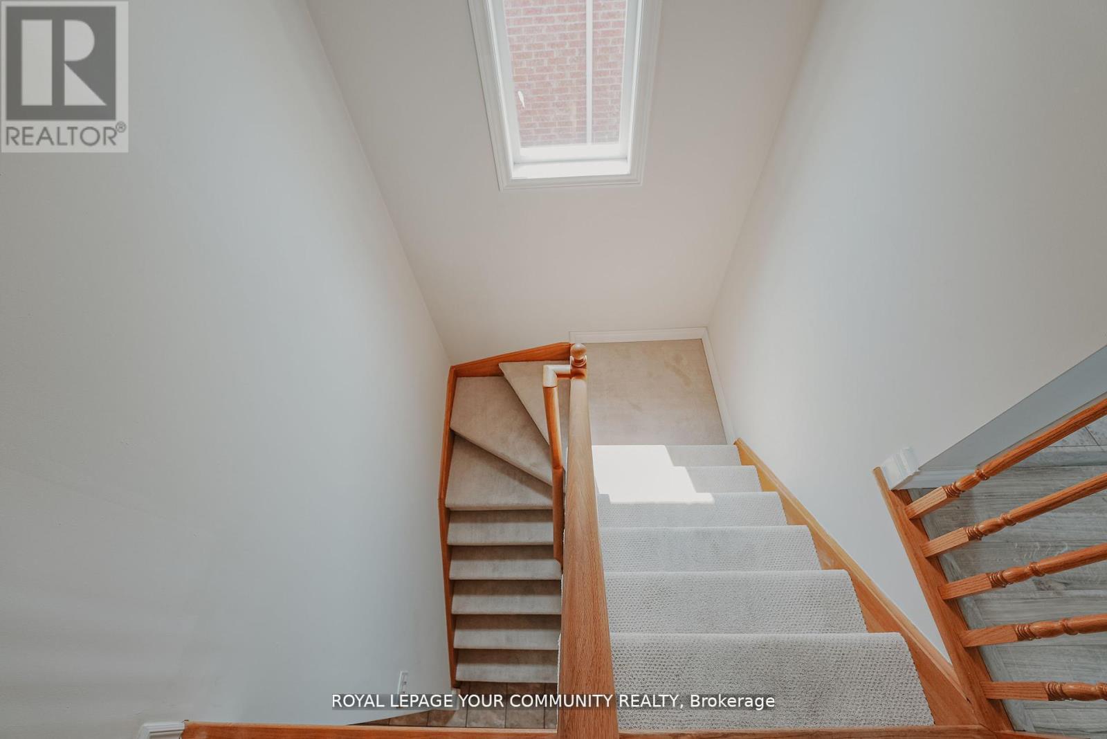 550 Greig Circle, Newmarket, Ontario  L3Y 8S6 - Photo 24 - N12486182