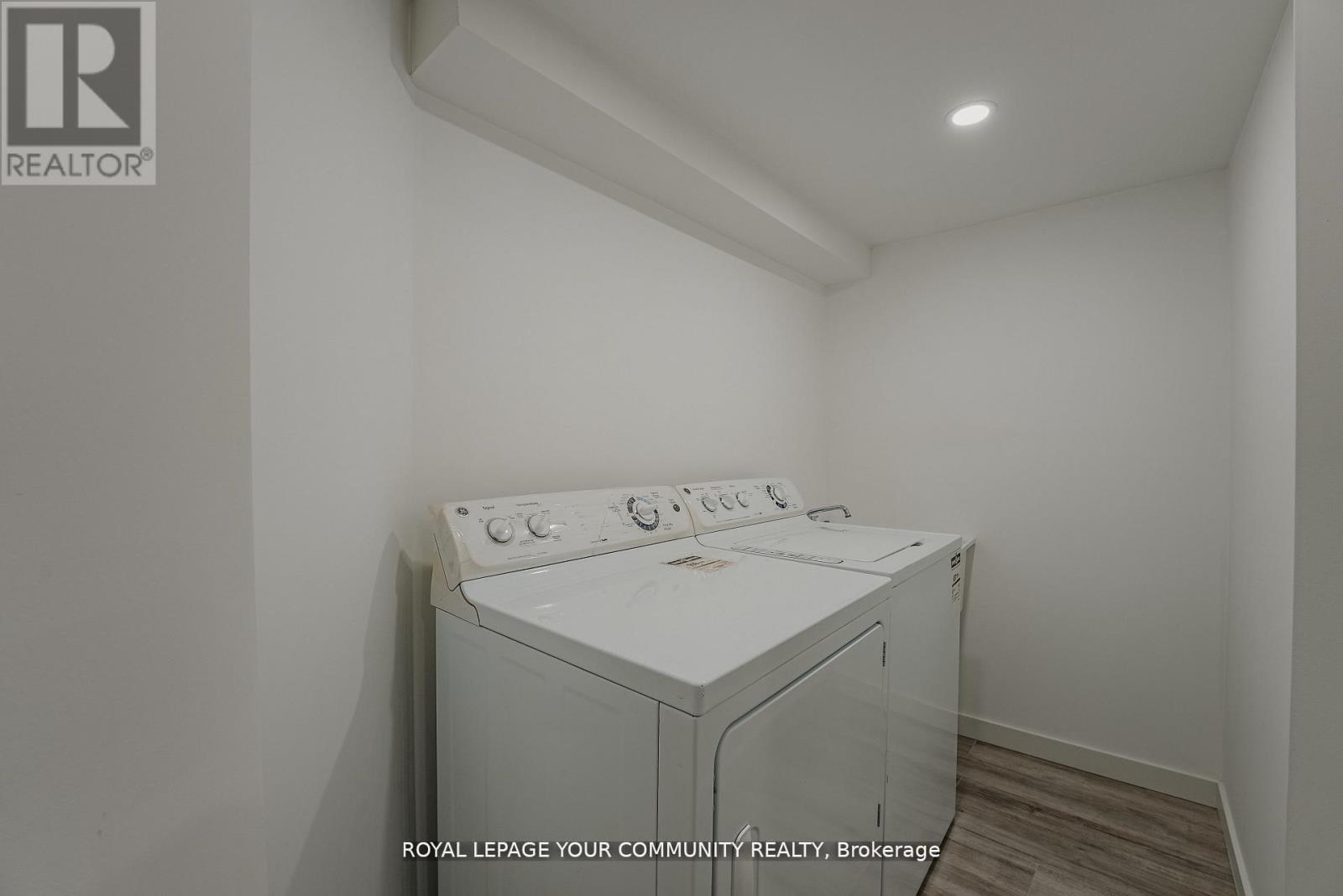 550 Greig Circle, Newmarket, Ontario  L3Y 8S6 - Photo 35 - N12486182