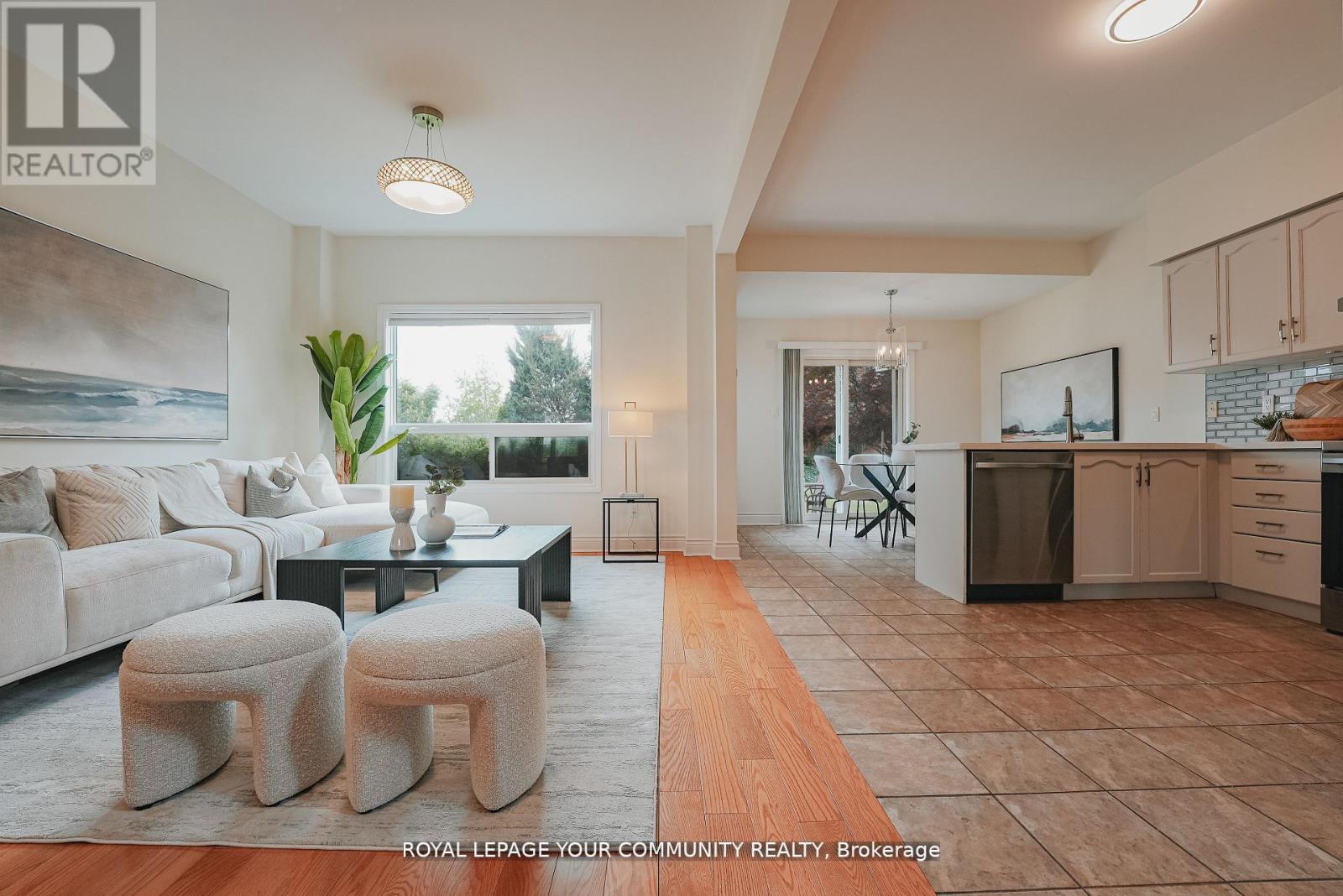 550 Greig Circle, Newmarket, Ontario  L3Y 8S6 - Photo 8 - N12486182