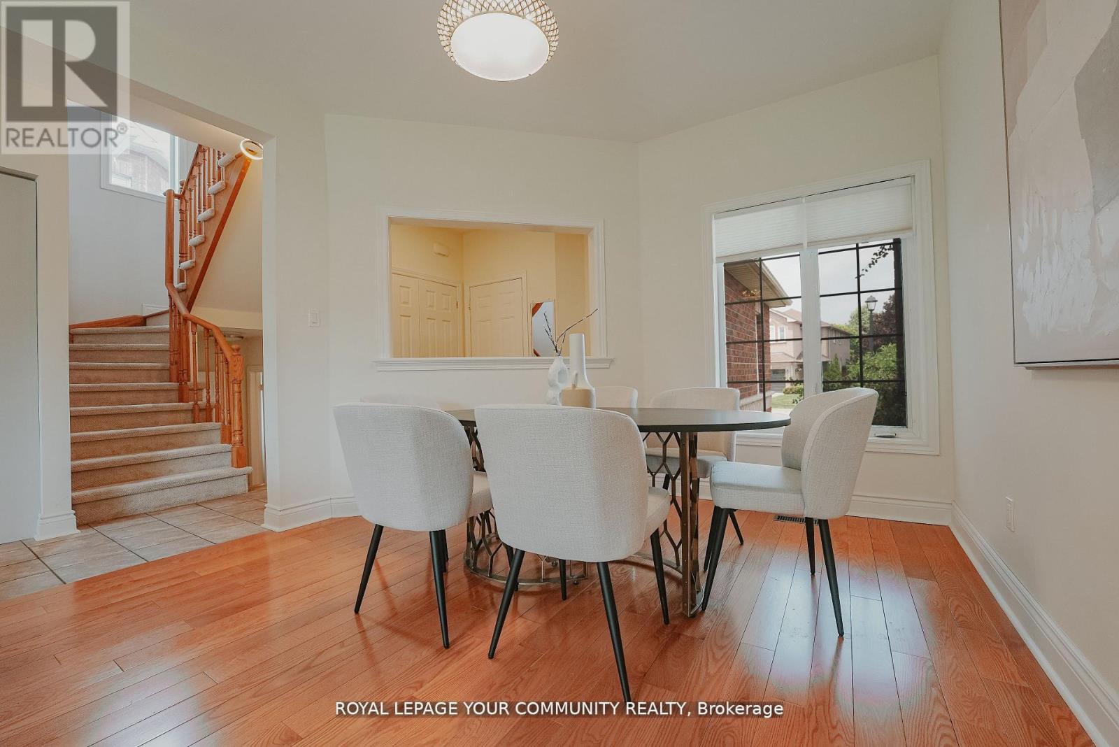 550 Greig Circle, Newmarket, Ontario  L3Y 8S6 - Photo 9 - N12486182