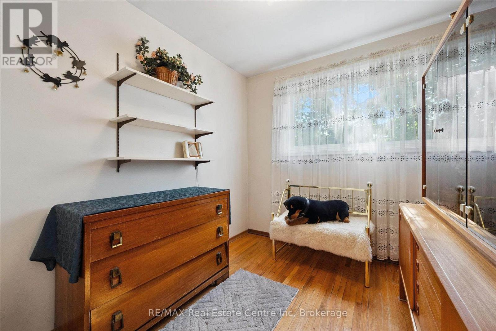 33 Hastings Boulevard, Guelph, Ontario  N1E 4G3 - Photo 8 - X12486218