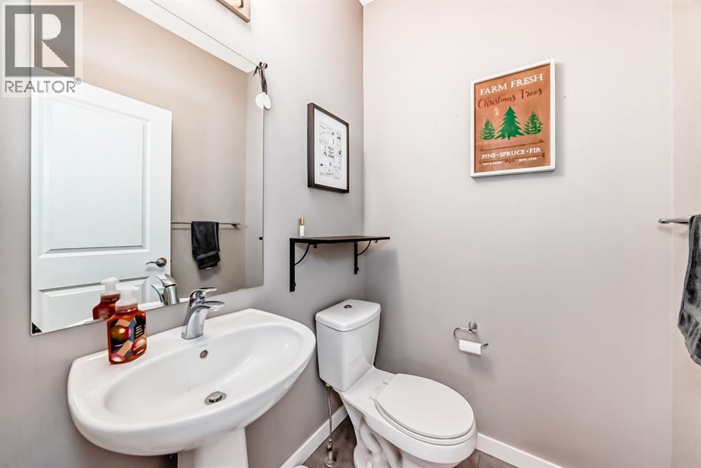 391 Sunrise View, Cochrane, Alberta  T4C 0Z8 - Photo 16 - A2266183