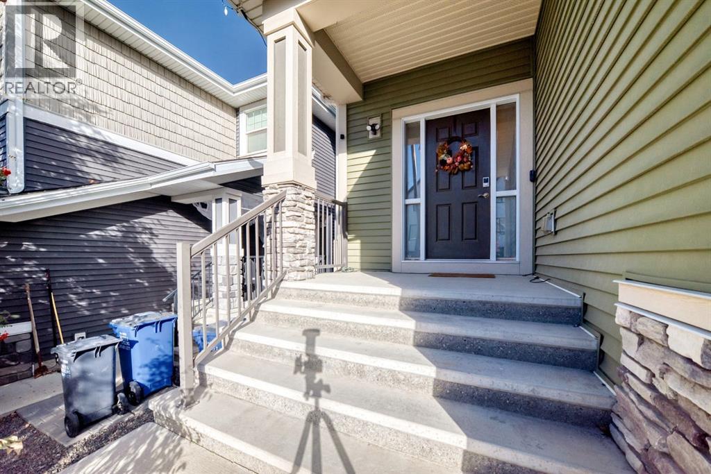 391 Sunrise View, Cochrane, Alberta  T4C 0Z8 - Photo 2 - A2266183