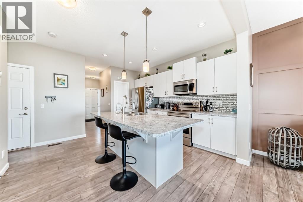 391 Sunrise View, Cochrane, Alberta  T4C 0Z8 - Photo 5 - A2266183