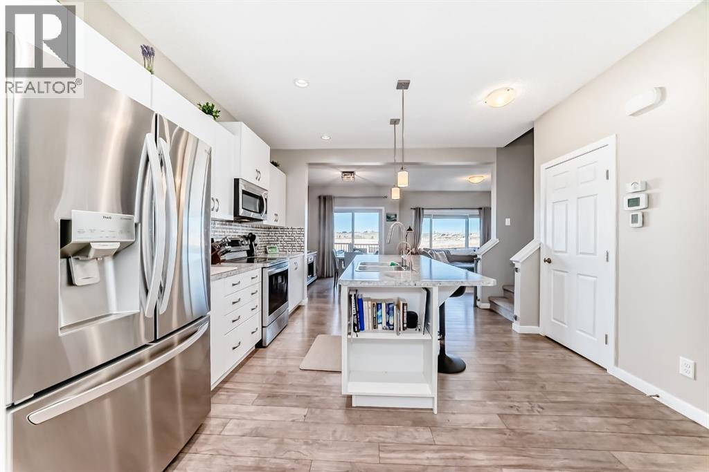 391 Sunrise View, Cochrane, Alberta  T4C 0Z8 - Photo 4 - A2266183