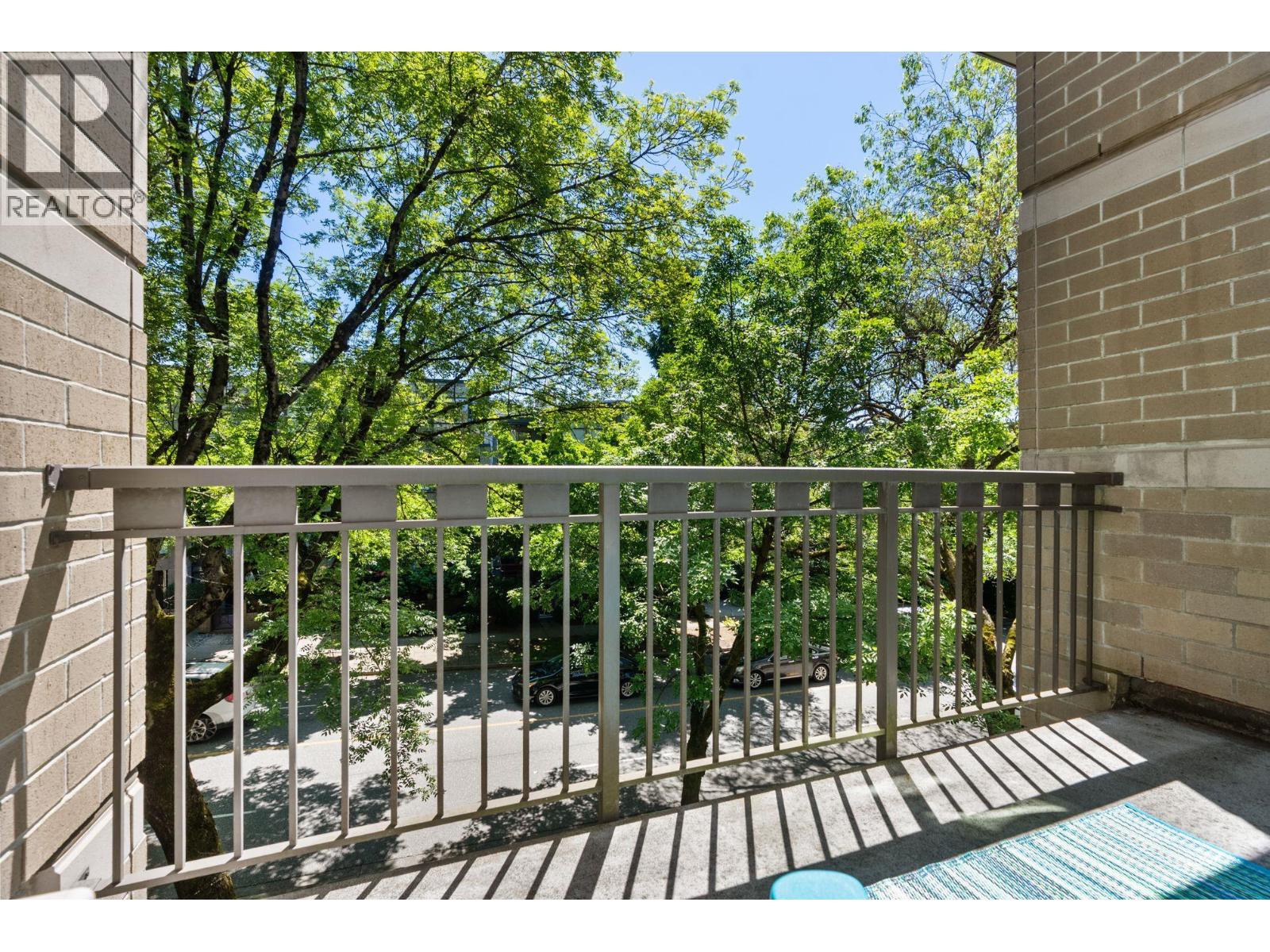 308 2161 W 12th Avenue, Vancouver, British Columbia  V6K 4S7 - Photo 12 - R3061245