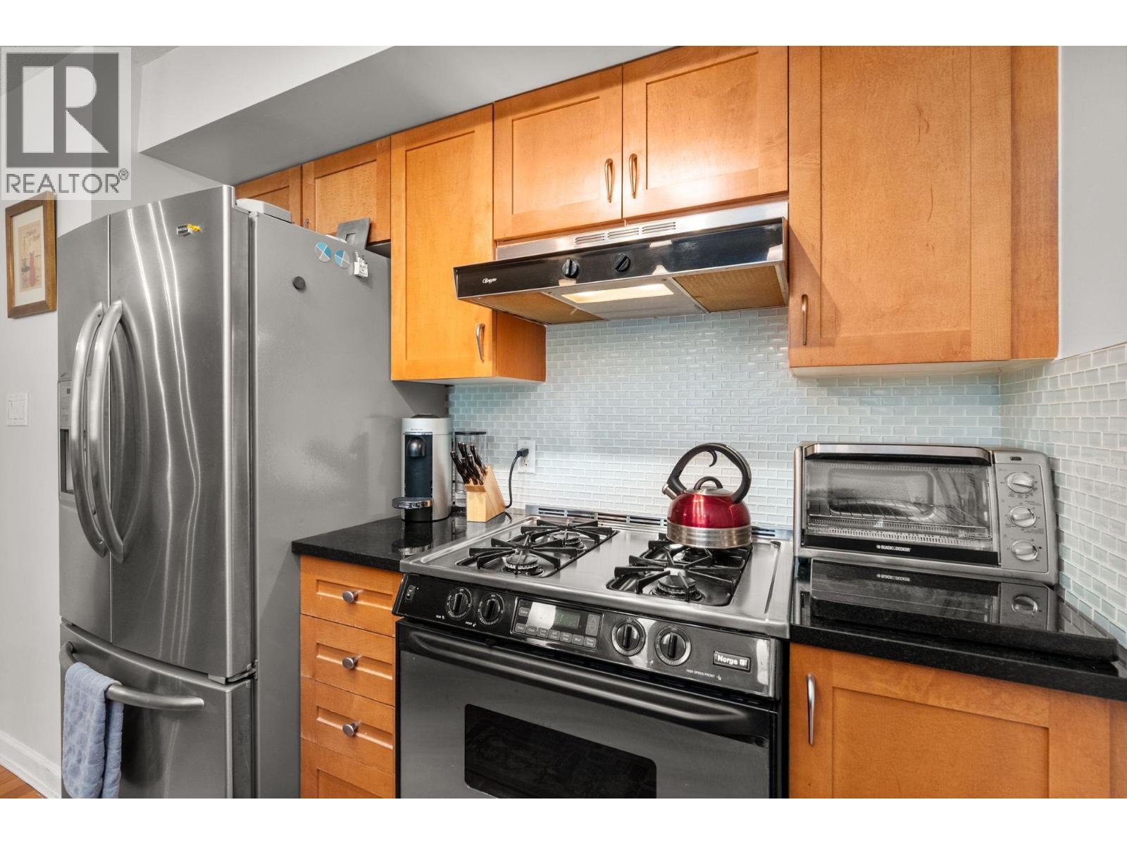 308 2161 W 12th Avenue, Vancouver, British Columbia  V6K 4S7 - Photo 13 - R3061245