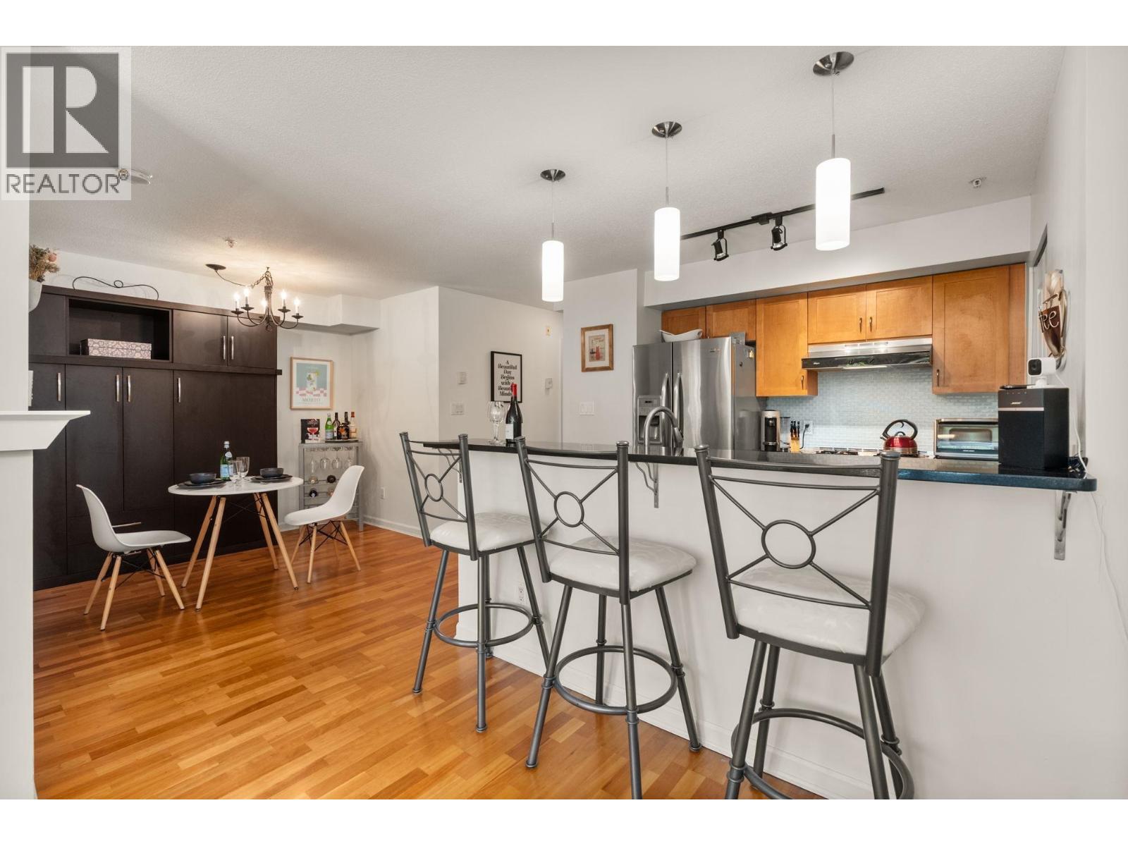 308 2161 W 12th Avenue, Vancouver, British Columbia  V6K 4S7 - Photo 6 - R3061245