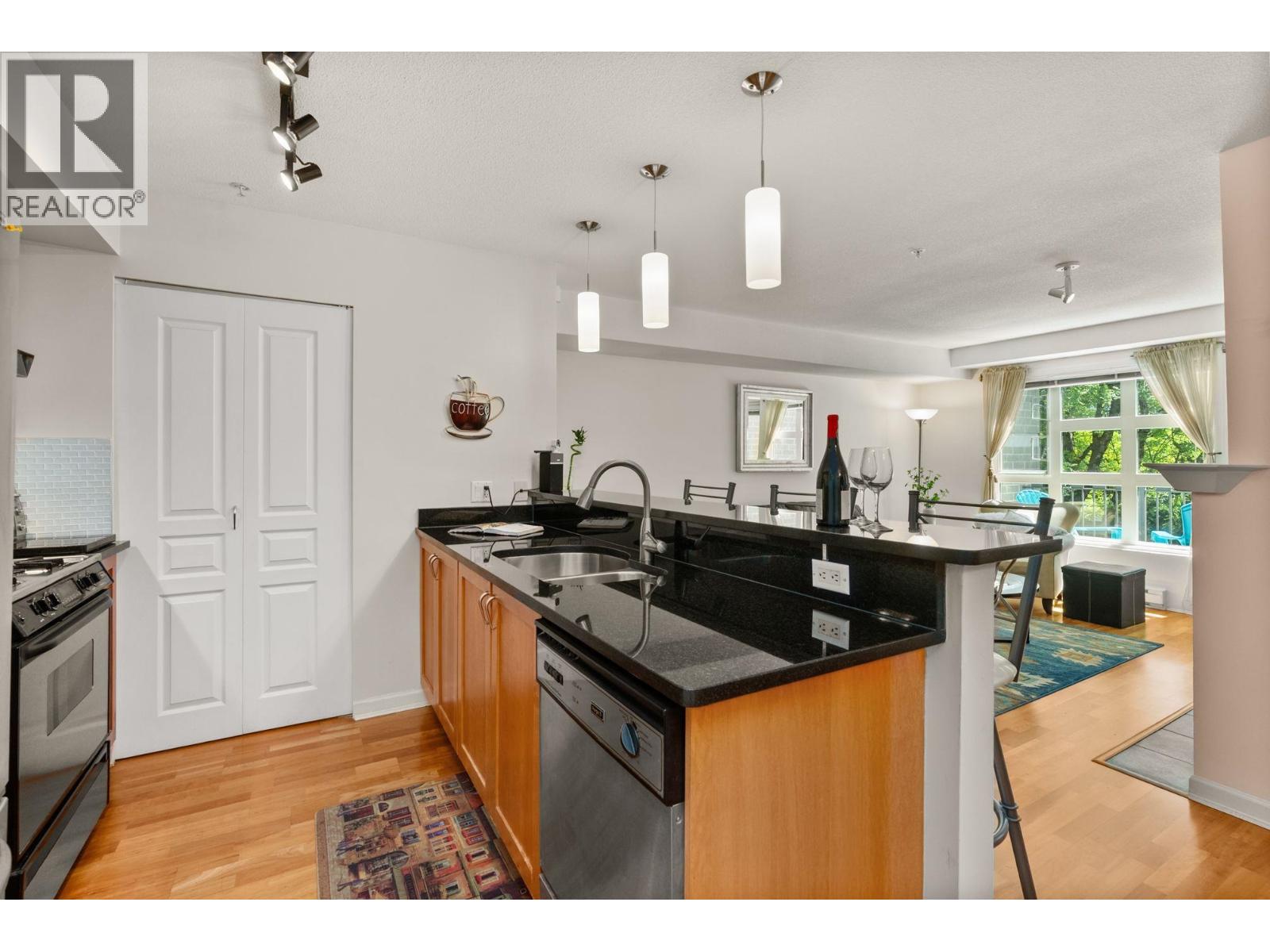 308 2161 W 12th Avenue, Vancouver, British Columbia  V6K 4S7 - Photo 15 - R3061245