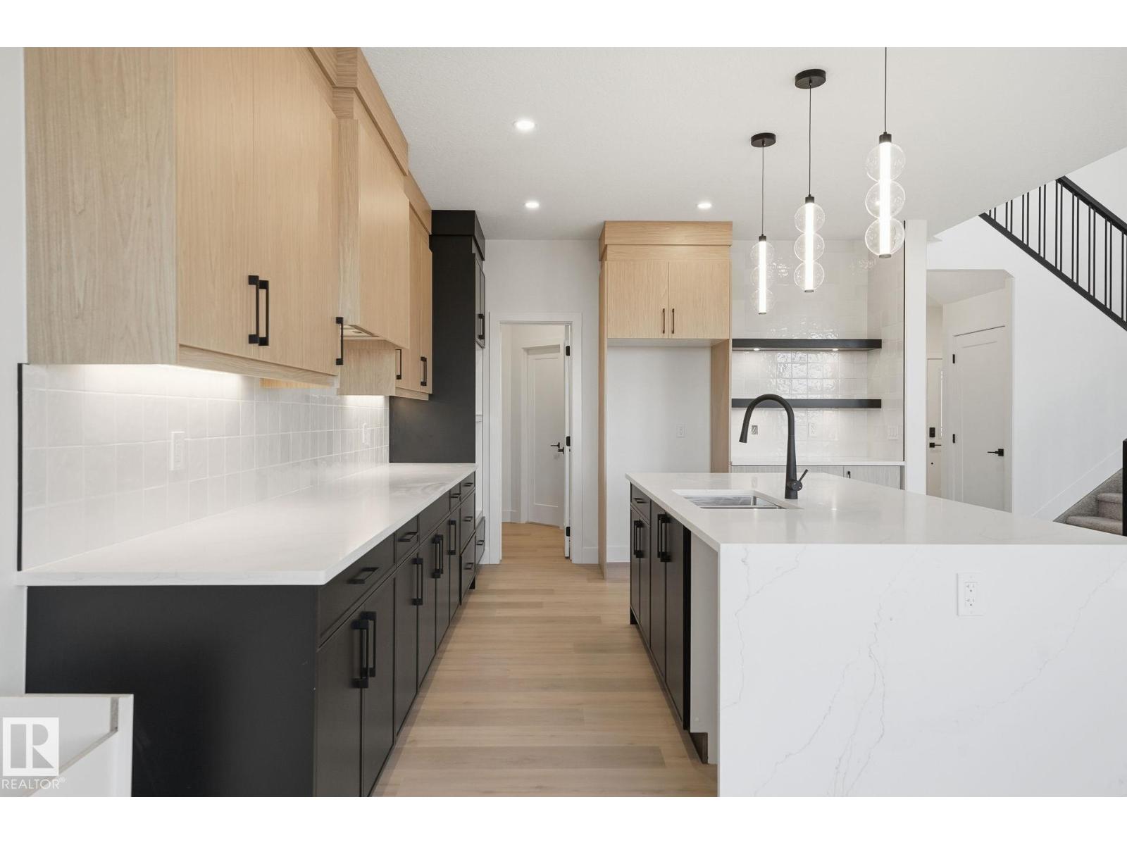 3317 Chickadee Dr Nw, Edmonton, Alberta  T5S 0V6 - Photo 6 - E4463787